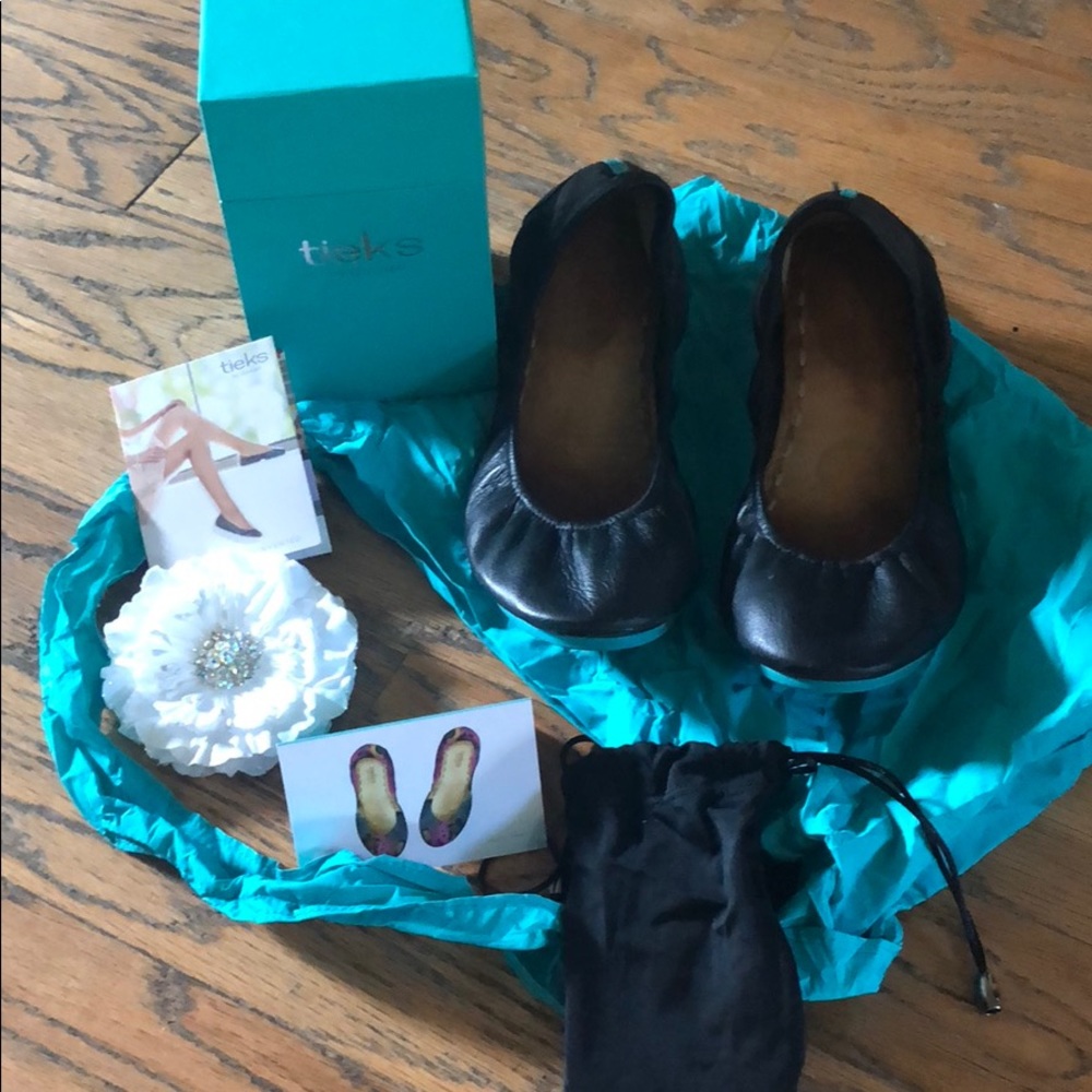 Tieks Matte Black